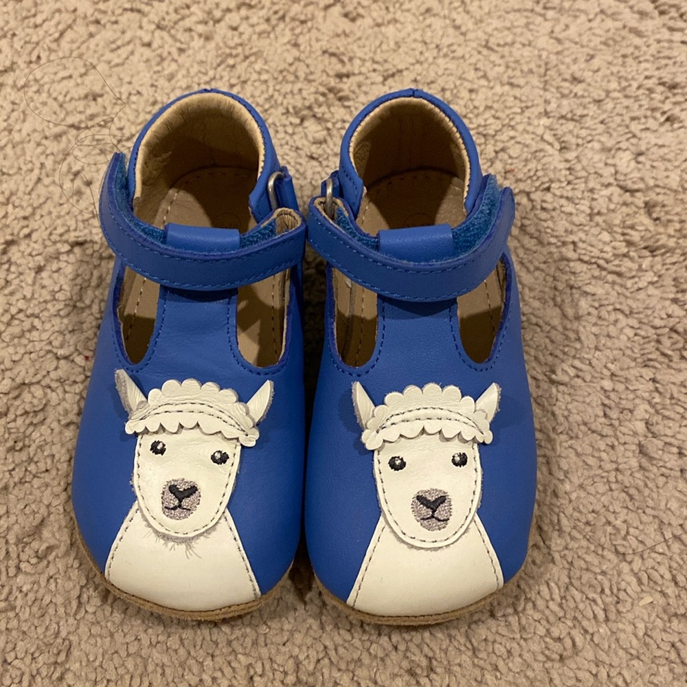 Never Worn Baby Boden Lamb Blue Shoes Size 4.5